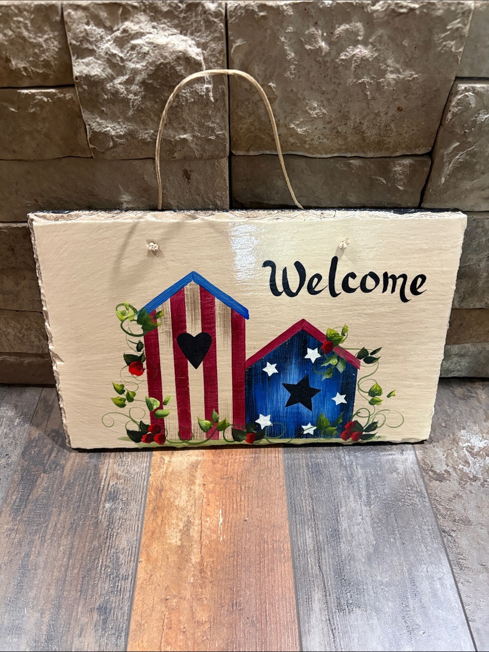 Americana birdhouse Patriotic 'Welcome' Hanging Sign - Red, Blue, White